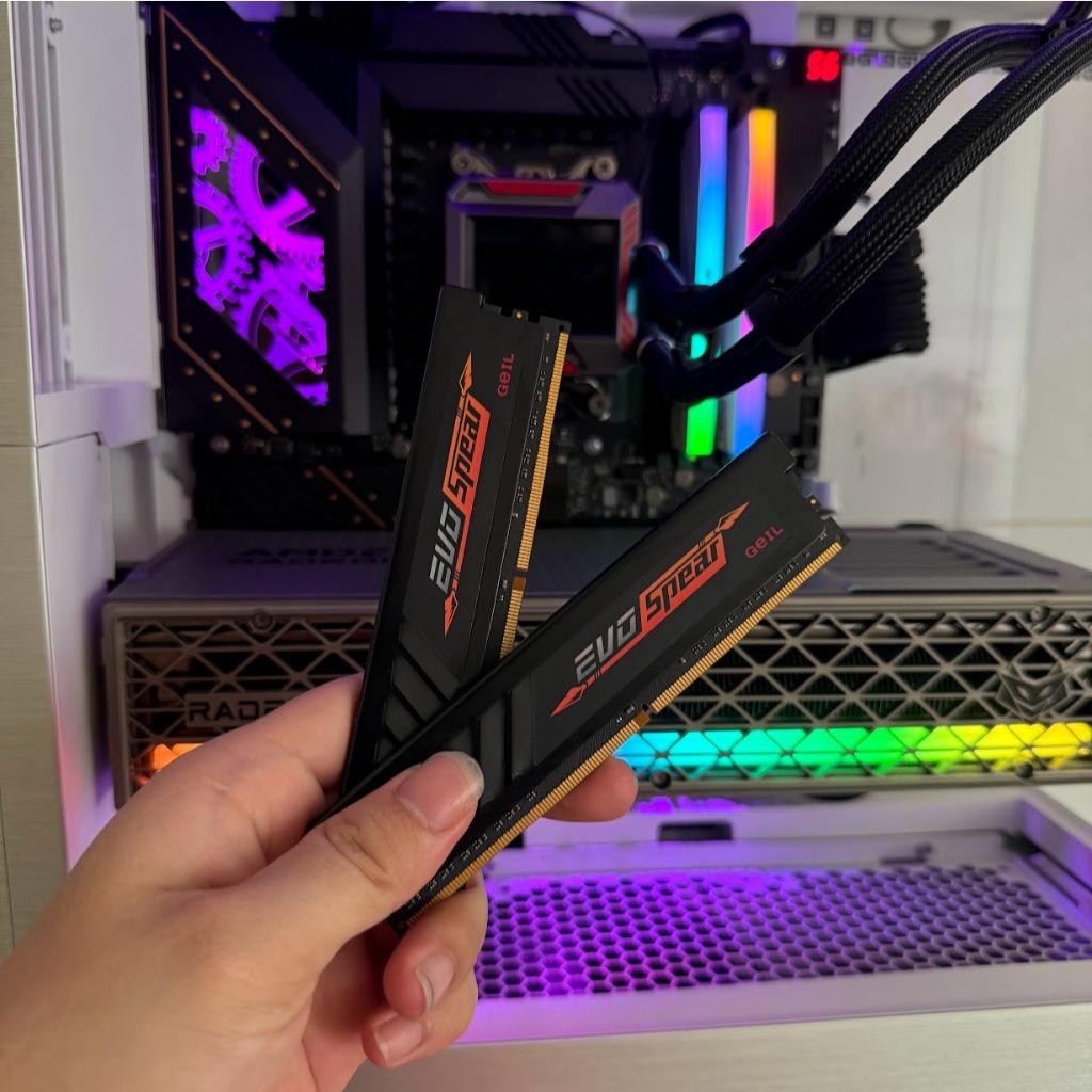 RAM PC GeIL Evo Spear 8GB DDR4 | (1x8GB), 3200MHz, Intel/AMD