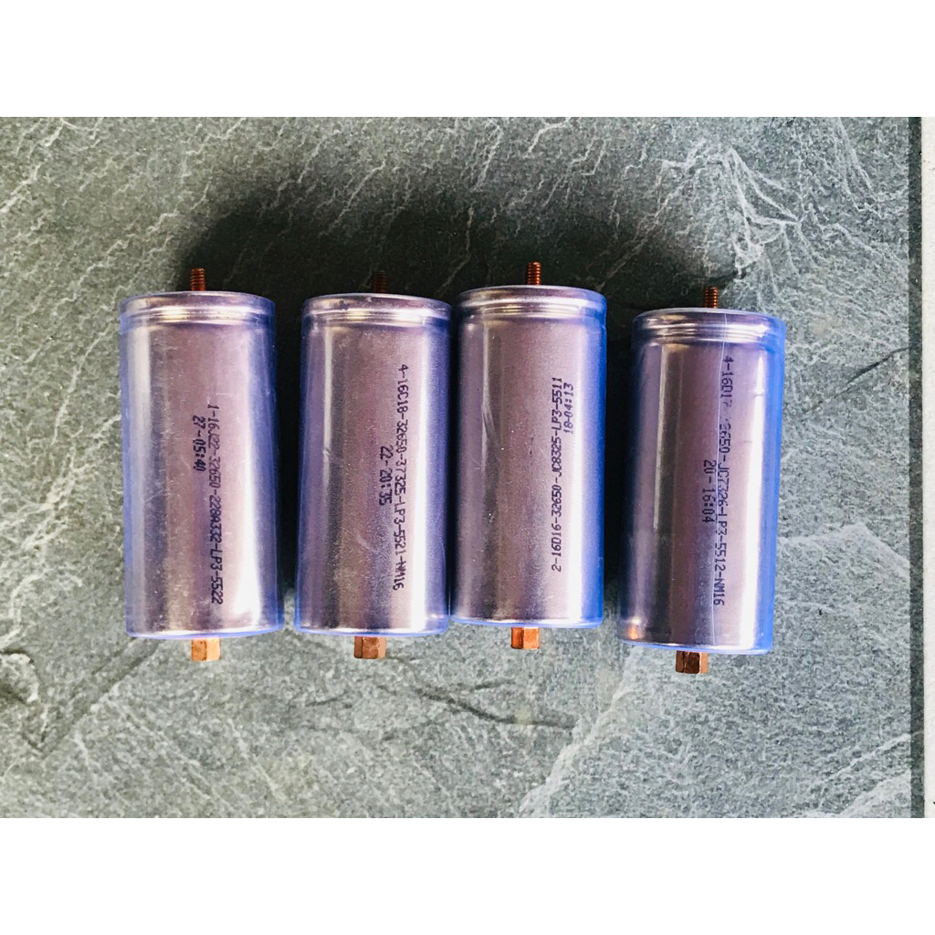combo 4 viên pin sạc 32650 -3,2v mới(cho năng lượng mặt trời)