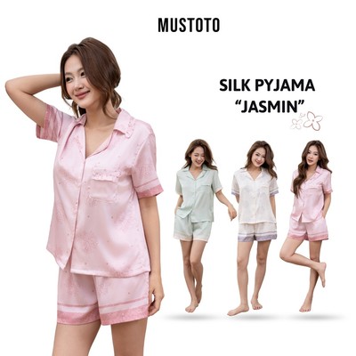 MUSTOTO Bộ Pyjama Lụa Ngắn Họa Tiết Hoa Lài Túi Phối Bèo Nữ Tính Mềm Mát (MB51)
