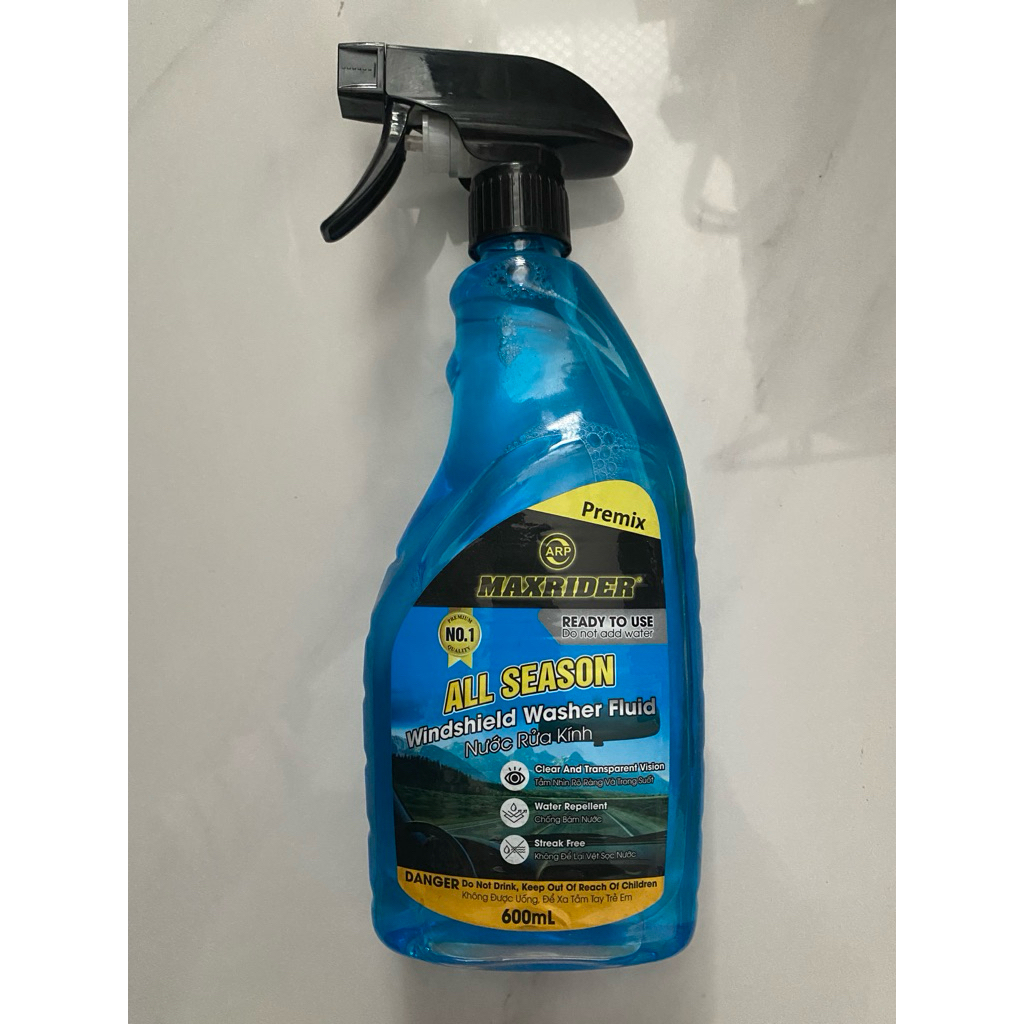 Nước rửa kính ô tô pha sẵn Maxrider All Season Windshield Washer Fluid (dung tích 600ml)