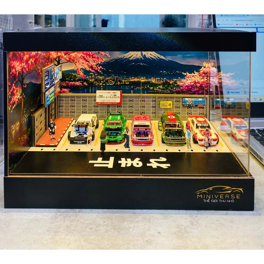 Mô hình Diorama Miniverse Parking lot 5 DM003 - KHÔNG kèm fig và xe