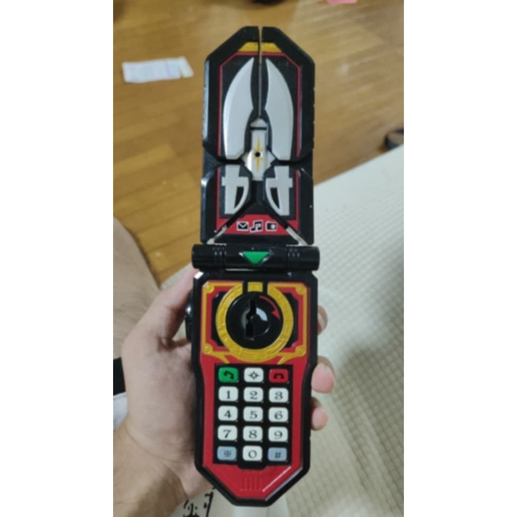 Sản phẩm Gokai phone Dx của chiến đội - Gokaiger (vui lòng xem rõ mô tả trước khi mua)