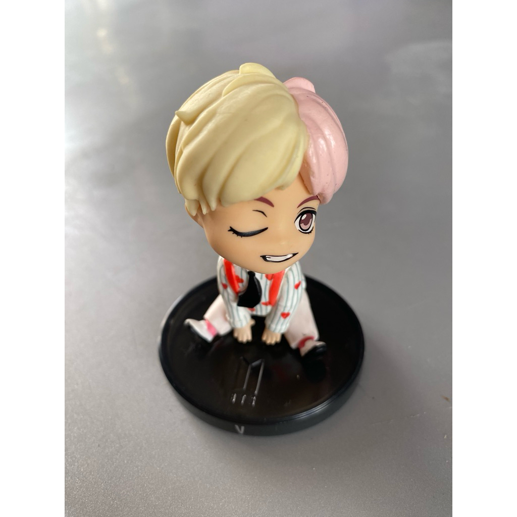 Bts offcial goods Mattel mini doll Bt21 V Taehyung như hình.