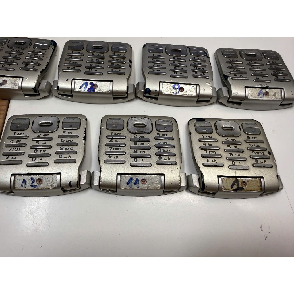 Bàn phím sony ericsson p990i sử dụng ok hết