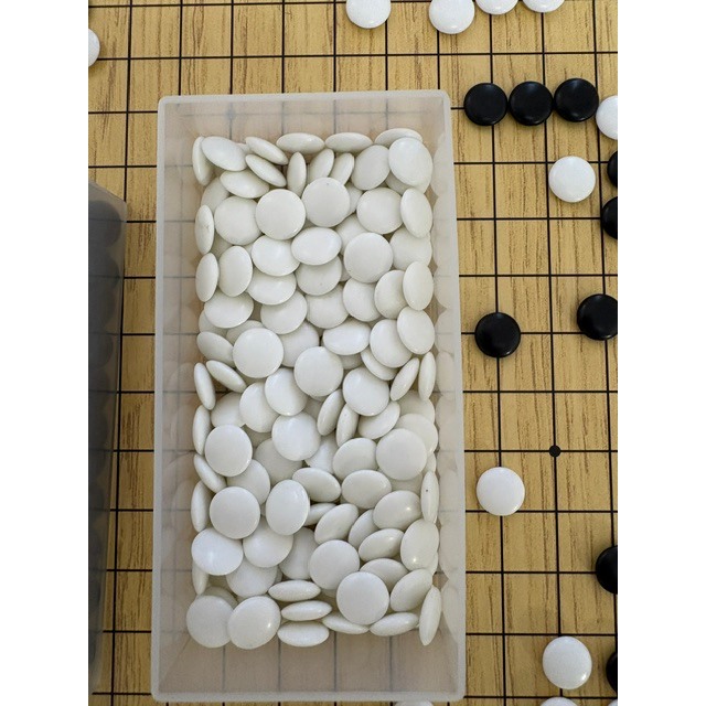 White stones in Japanese Go White stones in Japanese Go