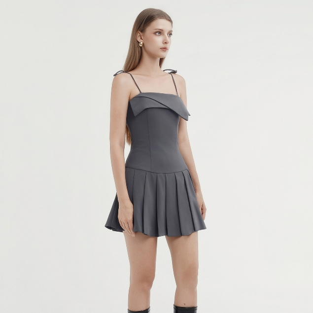 Đầm Hai Dây Cúp Ngực Xếp Ly Hạ Eo Amelia Dress - The Aura