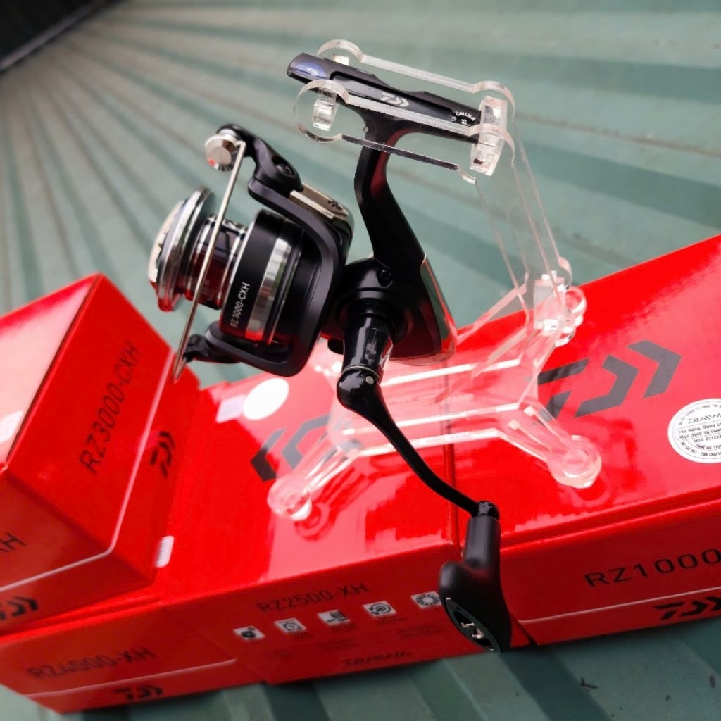máy đứng câu lure Daiwa RZ chính hãng
