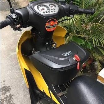 Thùng Đựng Đồ Giữa Xe Jupiter Gravita RC - Thùng Givi Xe Jupiter Gravita - Thùng Đựng Đồ Kèm Pat