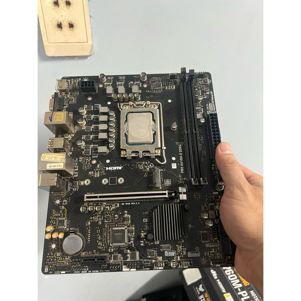 Combo Main h610M msi / i5 12400F