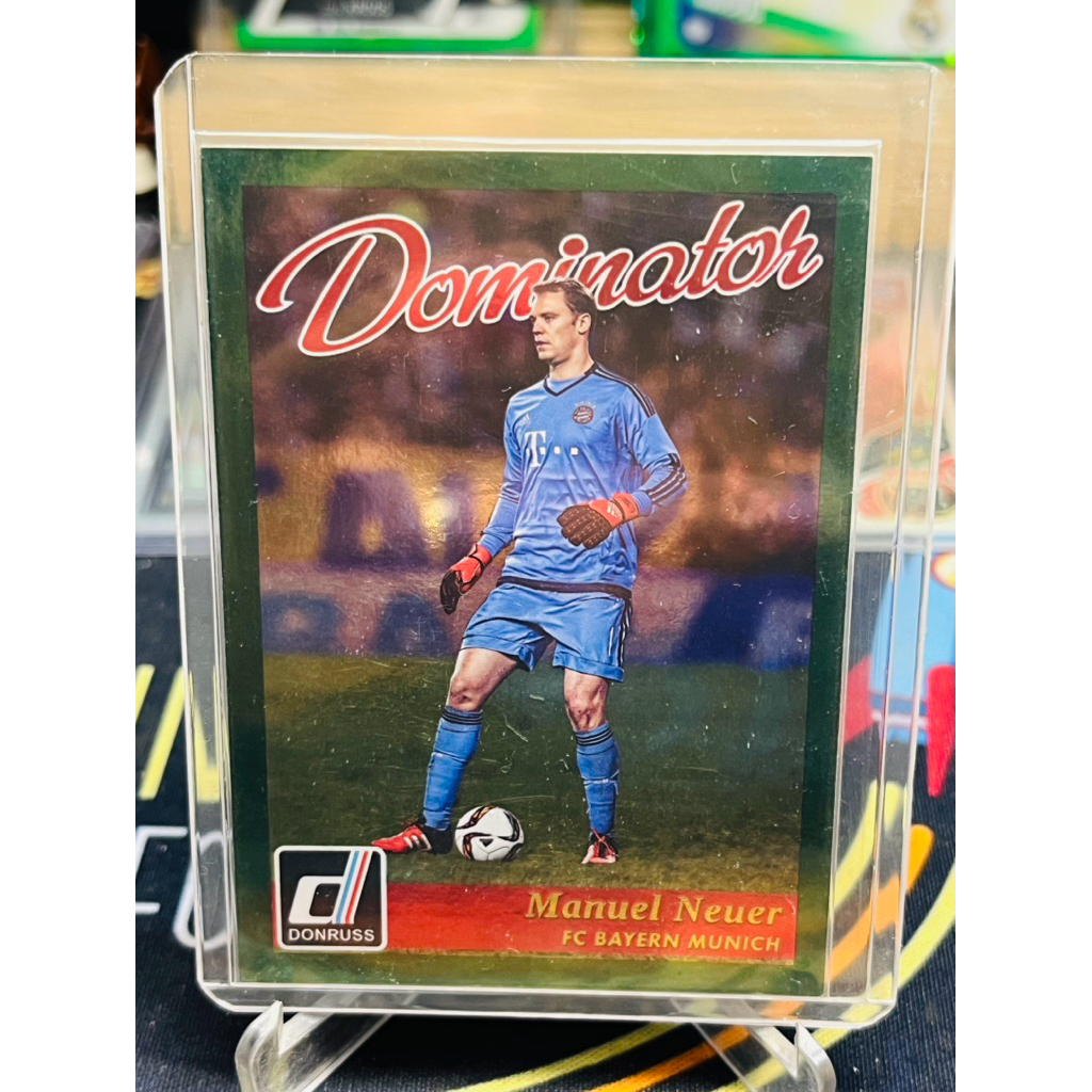 Thẻ bóng đá Manuel Neuer Bayern Munich Dominator Green Panini Donruss 2016/17