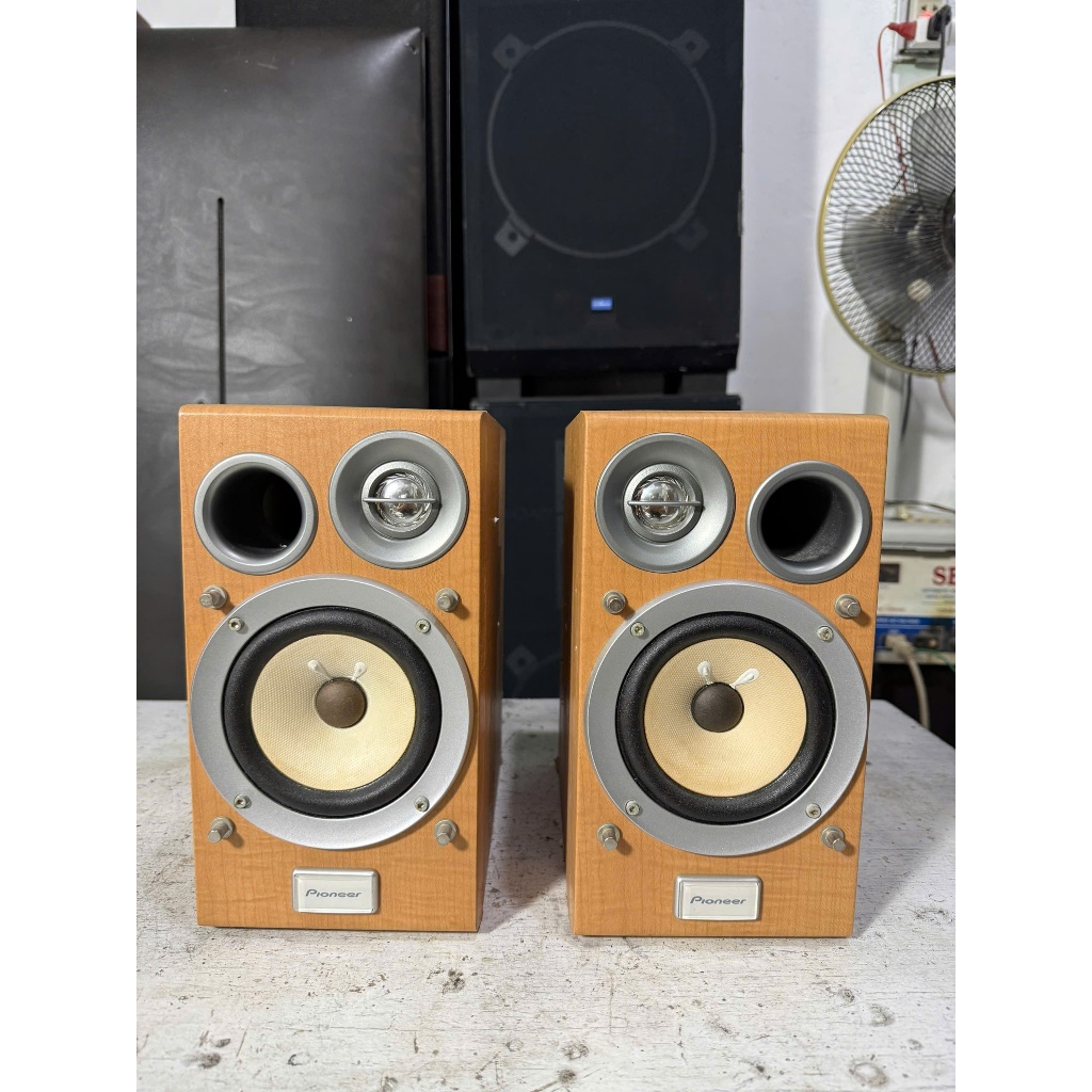bán cặp loa nghe nhạc  Pioneer S-C4 bãi nhật về đẹp hát tốt( loa ko lưới ae mua ip shop)