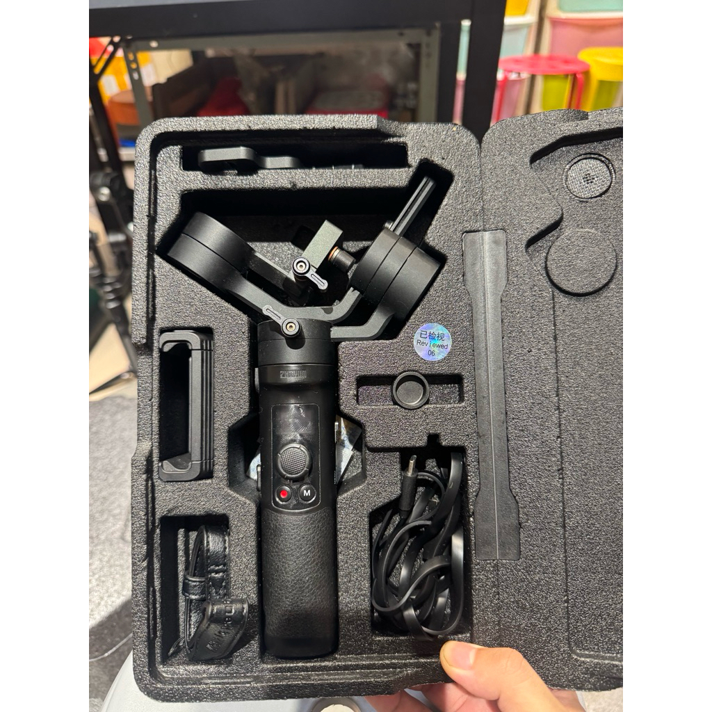 Gimbal Zhiyun Crane M2 2nd nhỏ gọn phù hợp máy ảnh compact, gopro, điện thoại...
