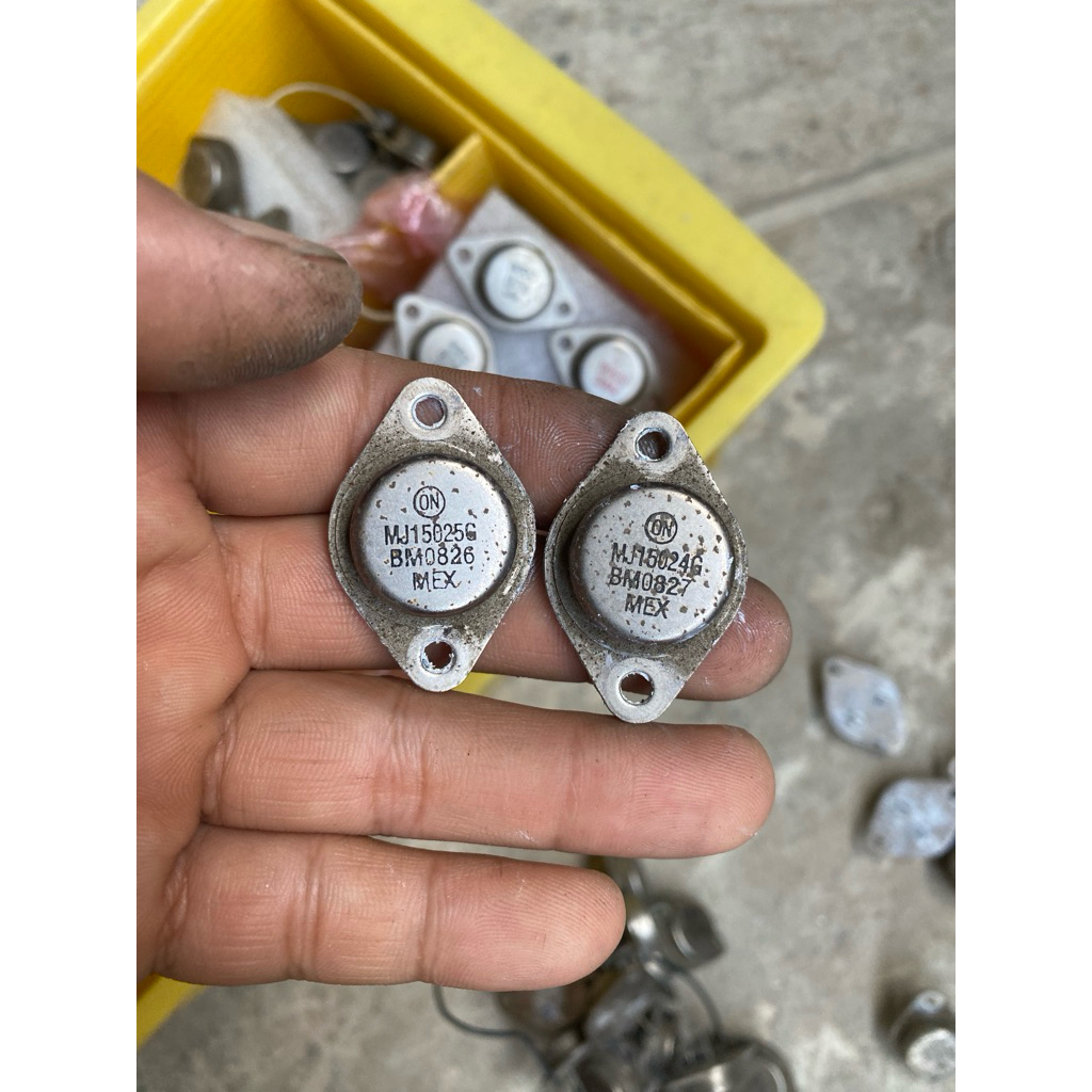 sò sắt mexico MJ15024/ MJ15025 (giá 1 đôi)