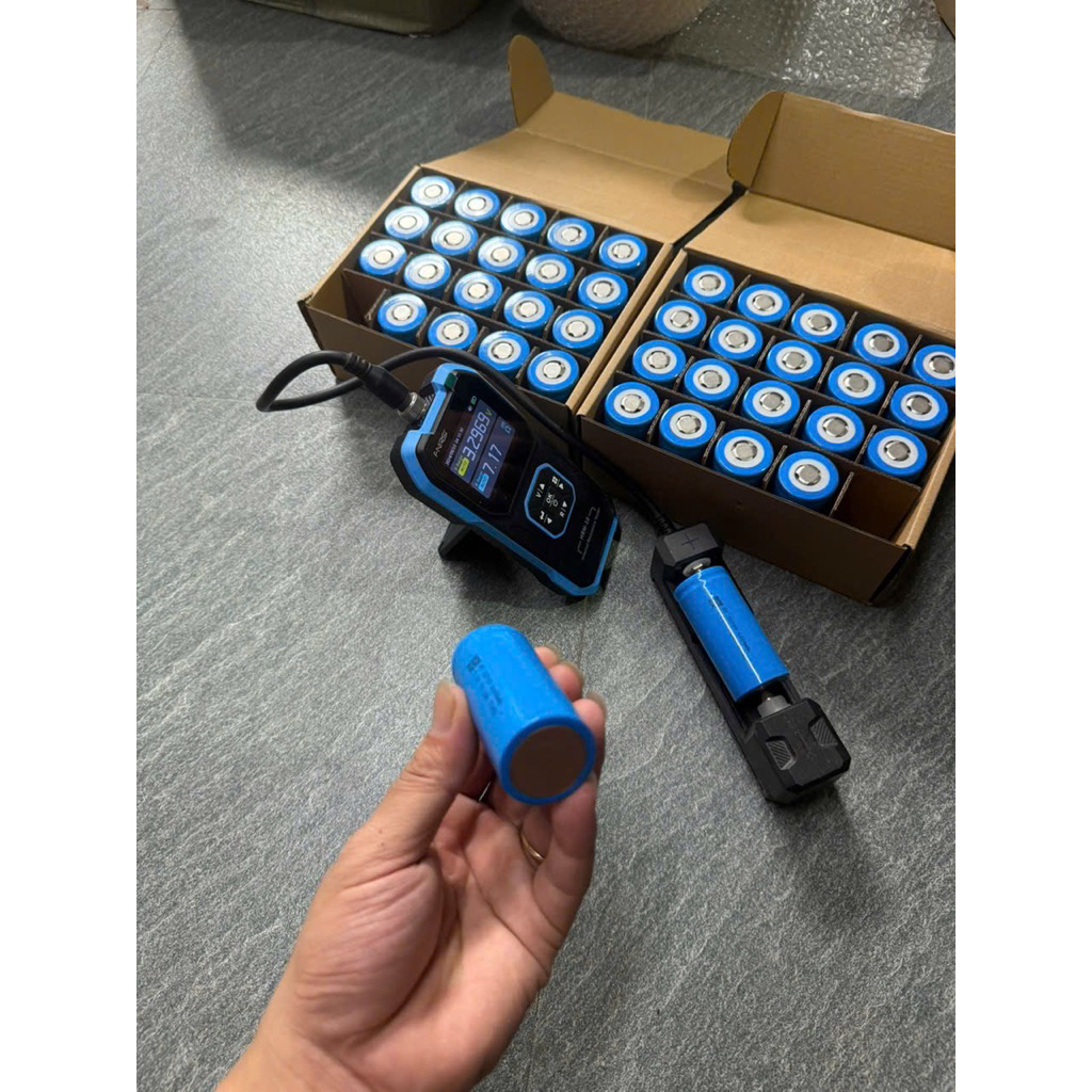 Pin 32700 3,2v6000mah ( Mới NEW 100%) hàng A+