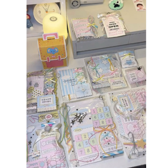 BLIND BAGS CARD DICON TXT ❌lưu ý hình ảnh gói hàng lấy trên tiktok, gói sẽ k giống 100%❌ KHÁCH CÓ NH