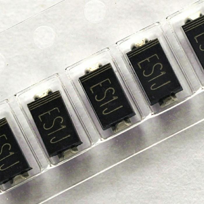 Vĩ 50 Diode ES1J  DO-214AC 1A 600V Diode Phục Hồi Nhanh