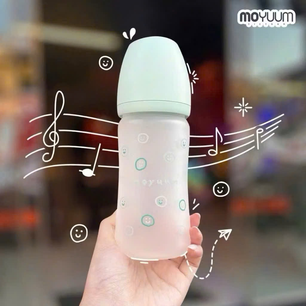 Bình sữa Moyuum Silicone Coating Glass Bottle