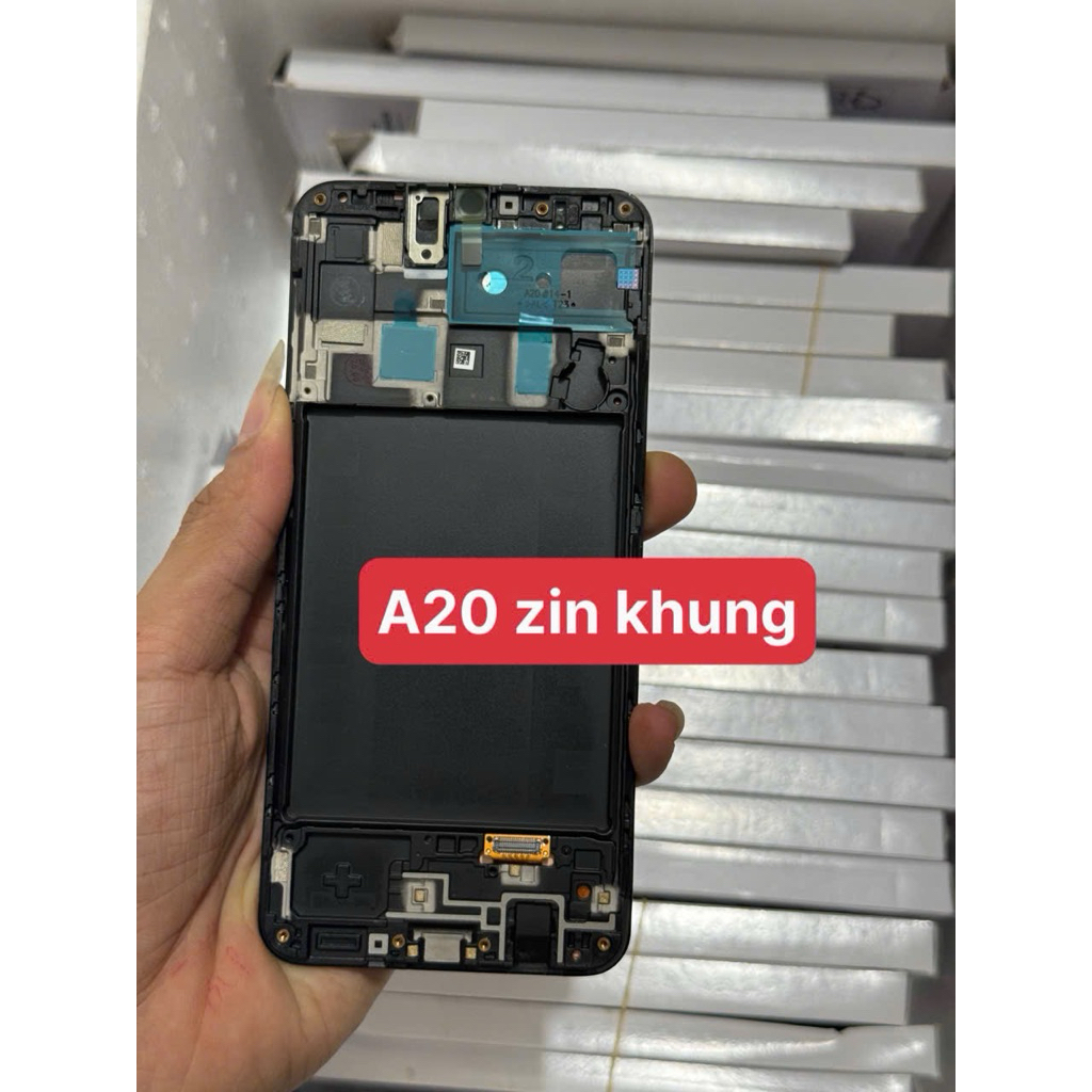 Màn hình Samsung A20 zin khung