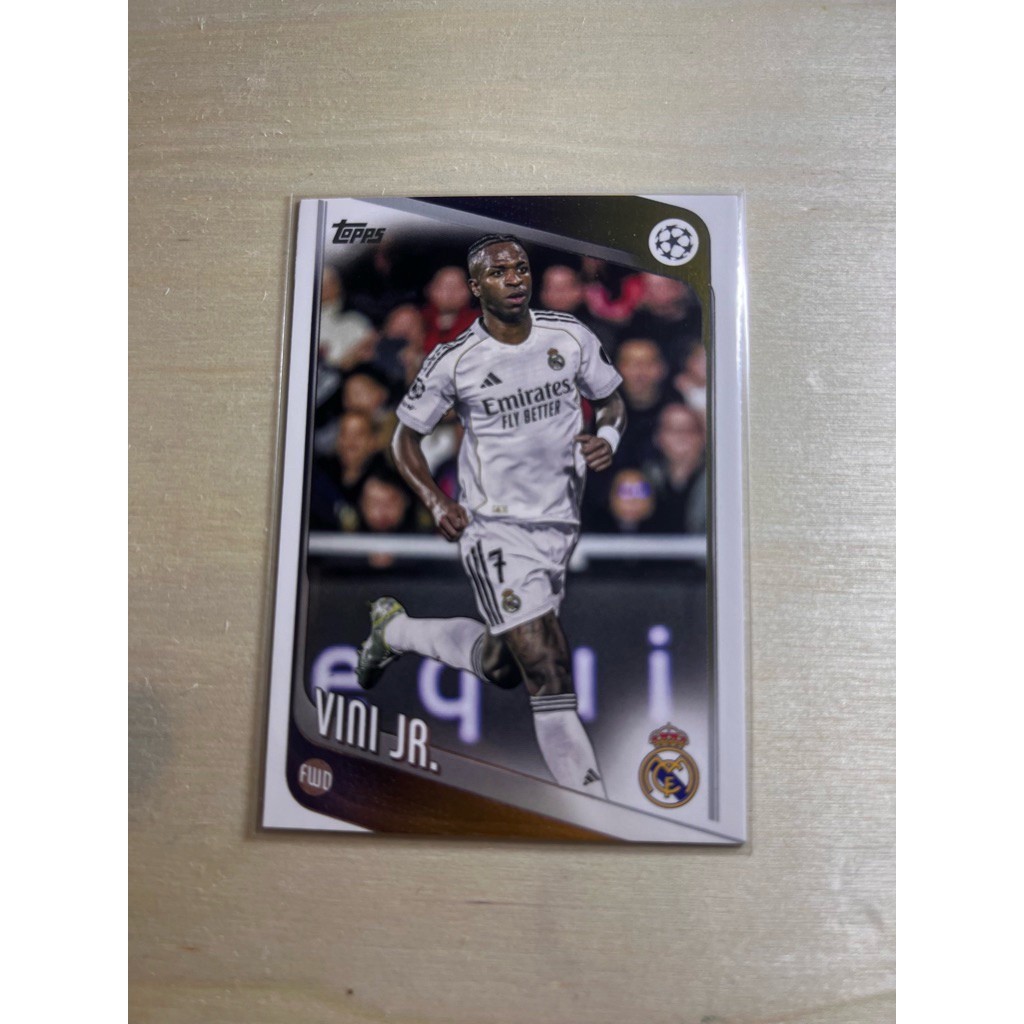 Thẻ cầu thủ Vinicius Jr. - Topps UEFA Club Competitions 2025/26 - Real Madrid