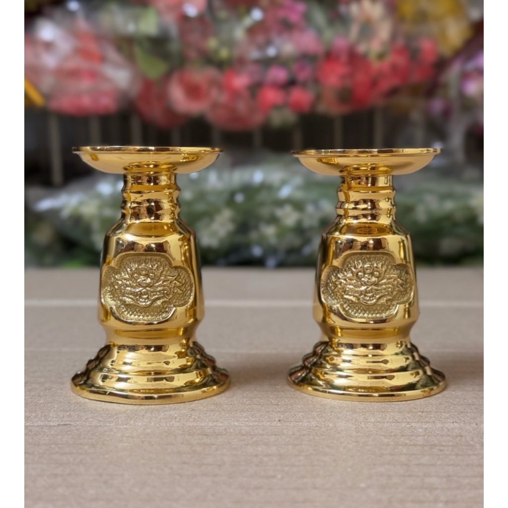 CẶP CHÂN NẾN ĐỒNG.
