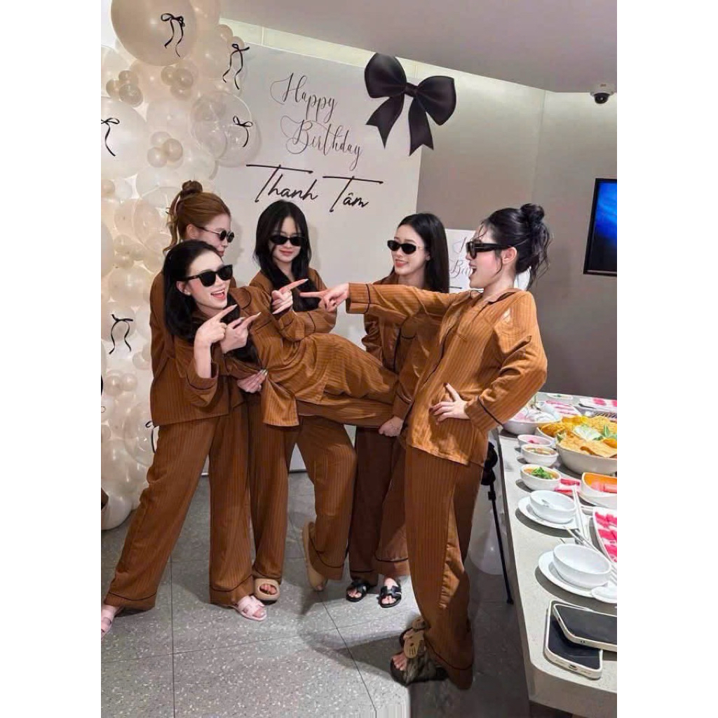 [HÀNG SẴN] Bộ ngủ thô dài tay sọc dọc, set pijama nâu viền đen mềm mịn thoáng mát, mặc nhà, đi chơi 