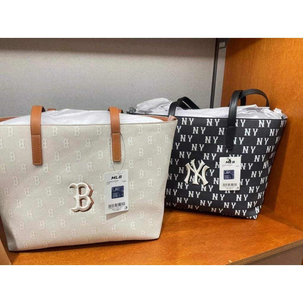 Túi Tote ML Be Classic Monogram Jacquard Shopper Bag 3AORM015N-43BGL Màu Cream