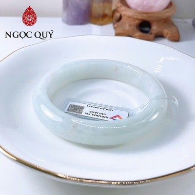 Vòng cẩm thạch A Myanmar - Ngọc phỉ thúy type A bản hẹ bạch ngọc phớt xanh ni 55 mm VL126 (kèm kđ type A) - Ngoc Quý