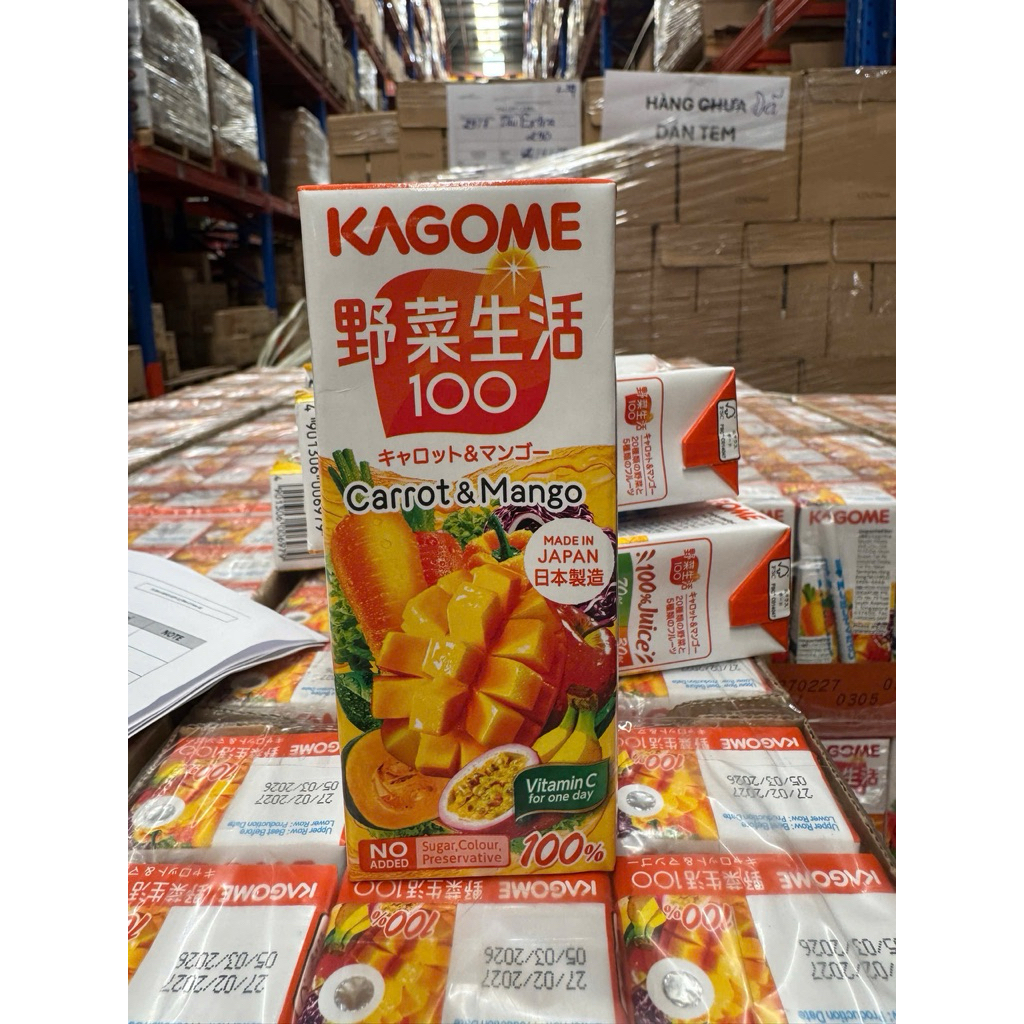 Nước ép rau củ trái cây, cà rốt và xoài Kagome