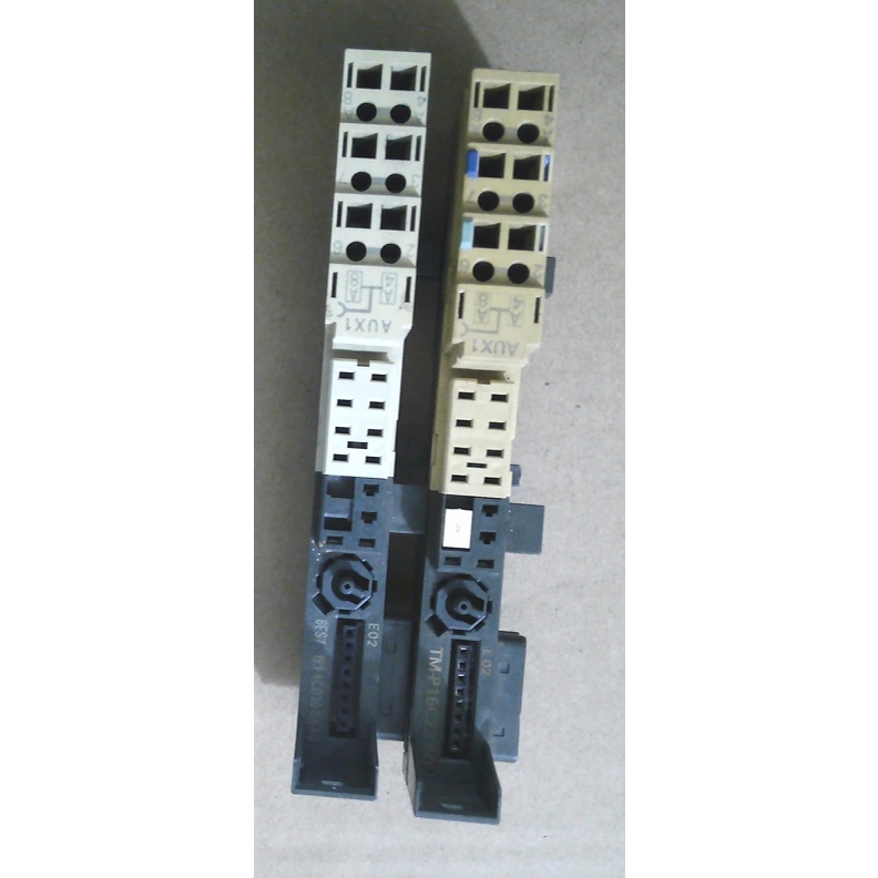 (Used) Đế et200s - 6ES7 193-4CD30-0AA0 - Siemens