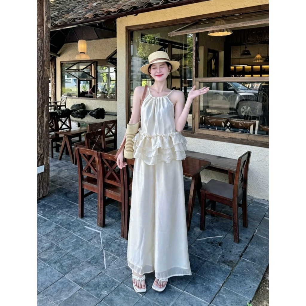 Set Yếm Cổ Ngọc Nữ Tính, Form Xinh Tôn Dáng, Outfit Đi Chơi Hẹn Hò 939