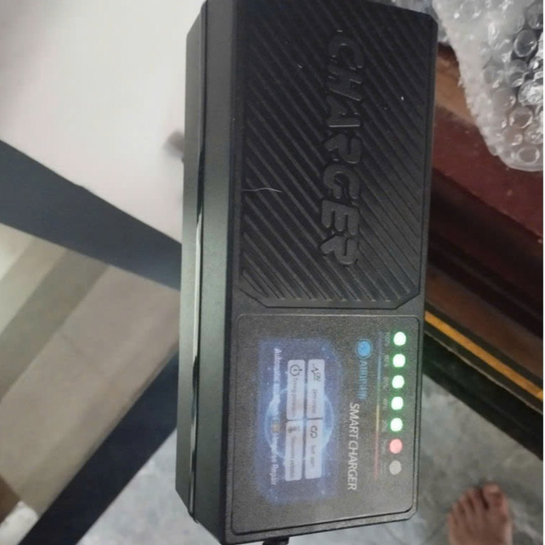 Sạc cao cấp xe điện 48v /20 Ah, 48V/12Ah hãng Addisun, (chân vuông)
