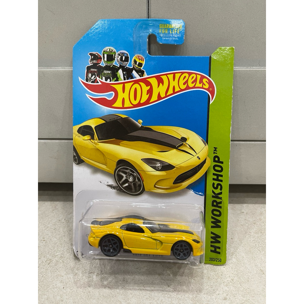 Xe mô hình đồ chơi Hotwheels cơ bản 1:64 - 2013 SRT Viper