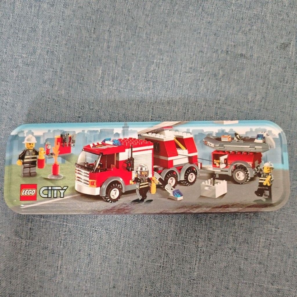 hộp bút LEGO CITY