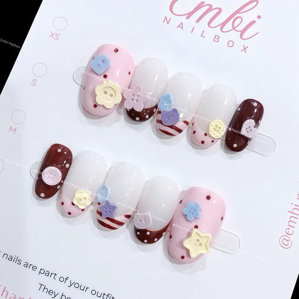 Nailbox móng giả thiết kế mắt mèo ánh trăng nút áo Embi.nailbox E026