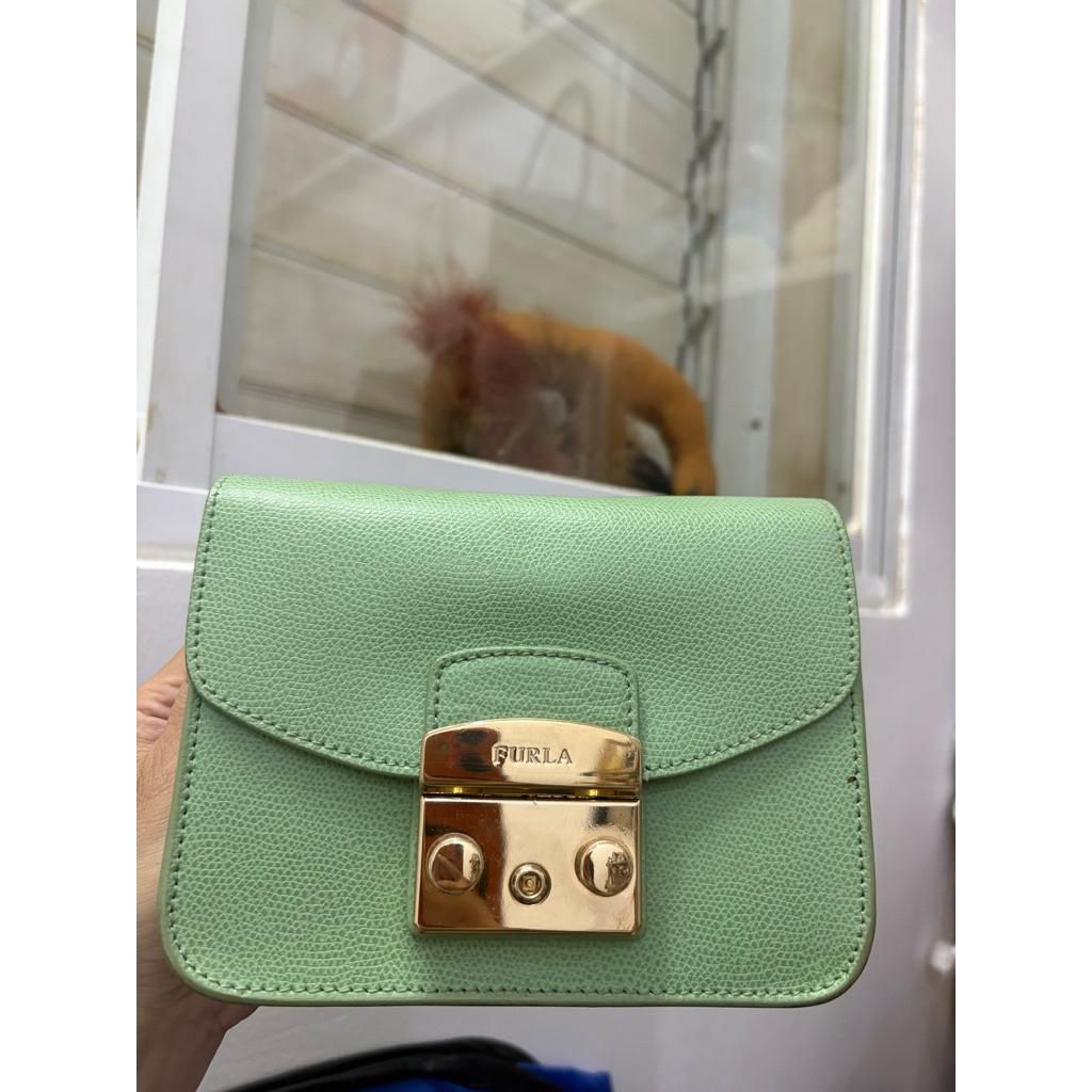 Túi Furla màu xanh menta