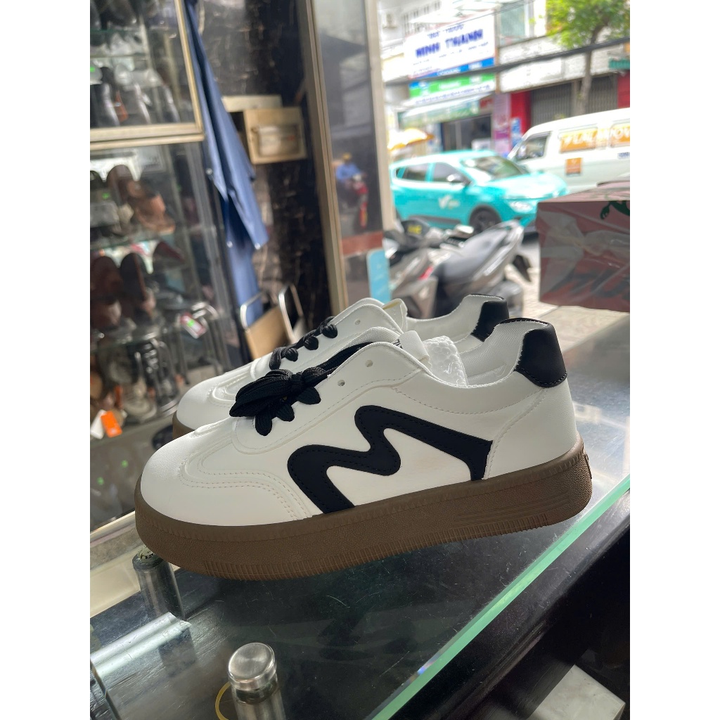 GIÀY SNEAKER ĐẾ BÁNH MÌ STYLE RETRO NỮ