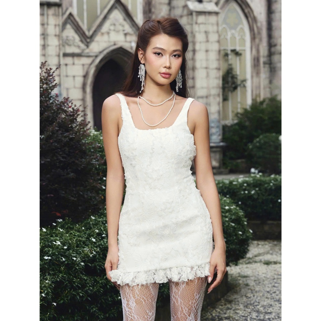 ĐẦM NGẮN REN CHIẾT EO - SWAN DRESS - NN QUIET STYLE