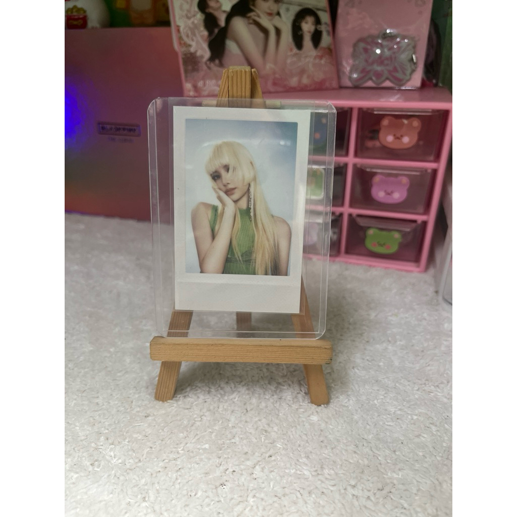 card off pola Lisa Blackpink