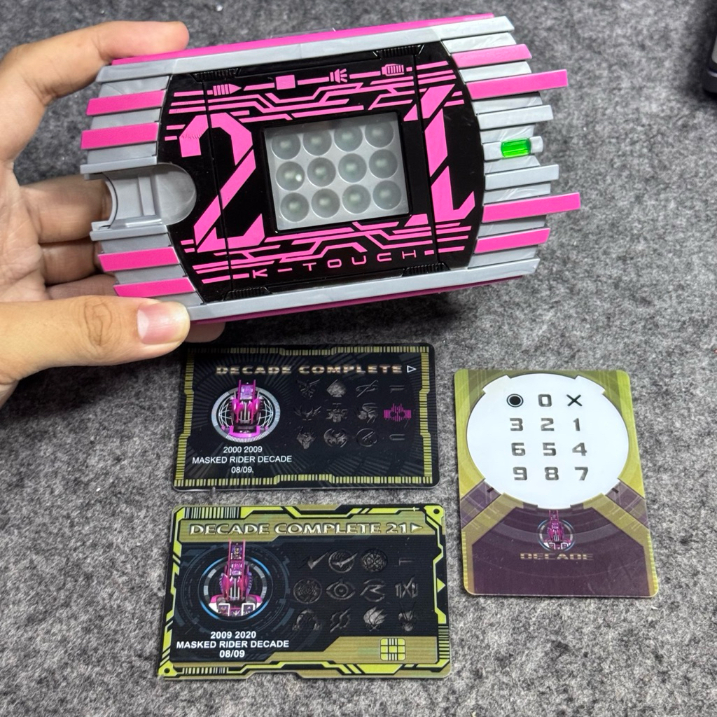 K-Touch 21 - Bộ Decade Completed cho Rider Decade  kèm 3 thẻ kamen rider decade hiệp sĩ mặt nạ thế k