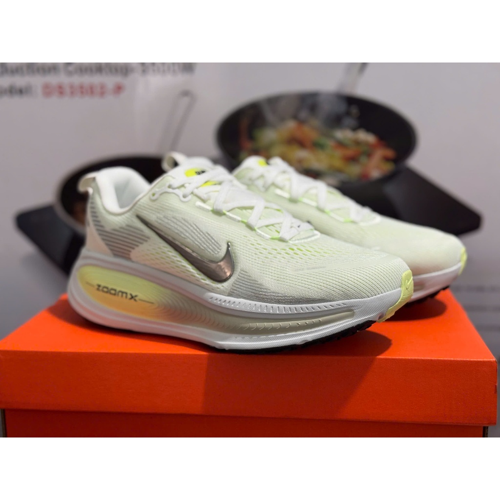Giày Thể Thao Air Zoom Vomero 18 Plus (Fullbox)
