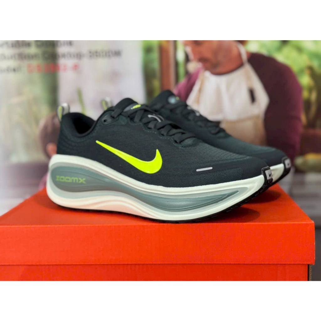 Giày Thể Thao Air Zoom Vomero 18 Plus (Fullbox)