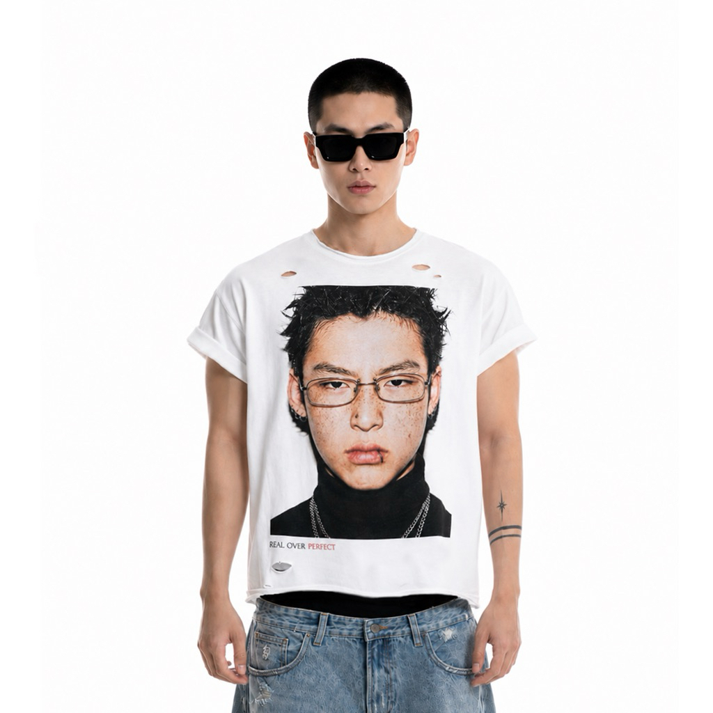 THE ALIEN TEE / Áo Thun Cánh Dơi In DTG Mặt Người Form Oversize, Cuốn Cổ Tự Nhiên, Vải Cotton 290GSM
