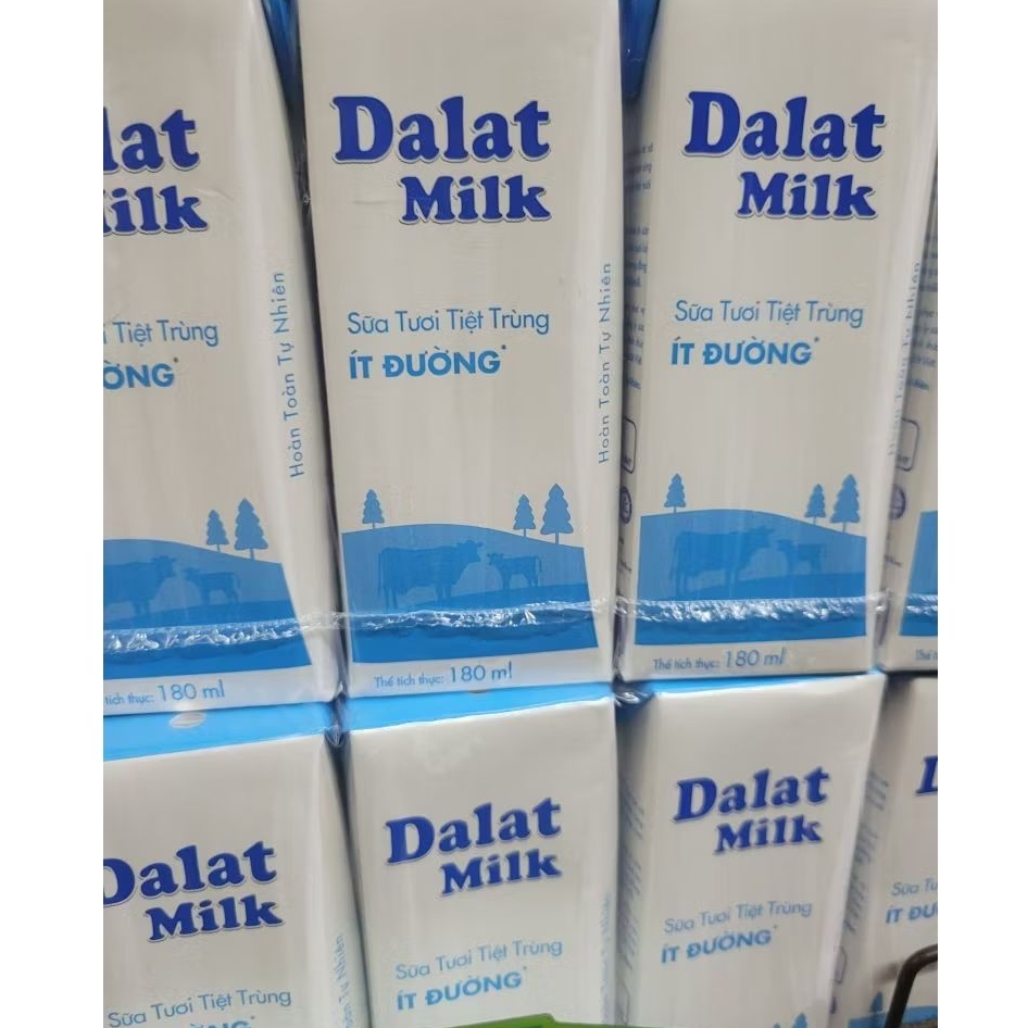 Combo 2 lốc sữa tươi tiệt trùng Dalat milk 180ml ít đường, không đường