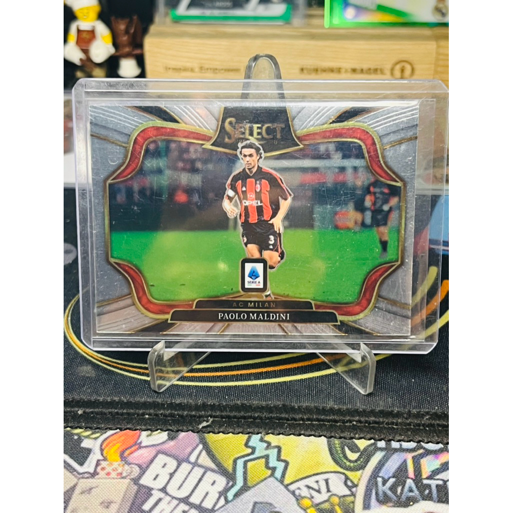 Thẻ bóng đá Paolo Maldini AC Milan Field Level Panini Select Seri A 2025/26