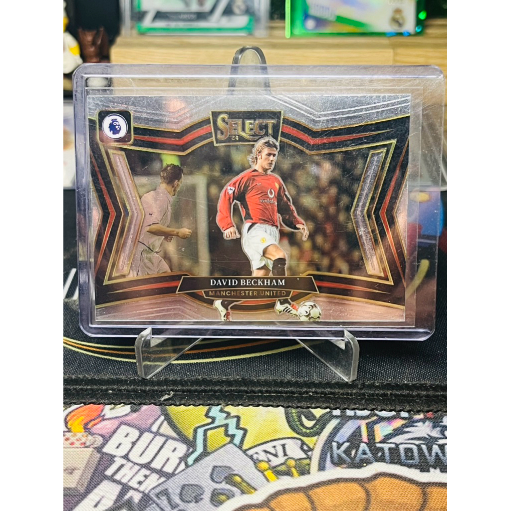 Thẻ bóng đá David Beckham Manchester United Field Level Panini Select EPL 2024/25