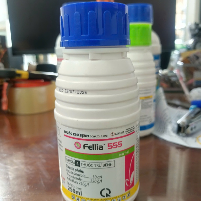 FELLIA 555 – DOHAZOL 250SC | THUỐC TRỪ BỆNH CÂY TRỒNG | CHAI 250ML