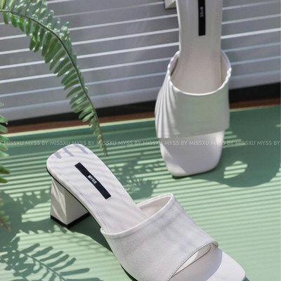 Giày guốc sục nữ MYSS bản ngang gót trụ 7 cm thời trang - SU131