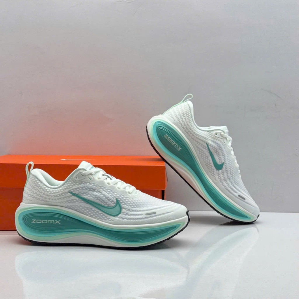 Giày Thể Thao Air Zoom Vomero 18 Plus (Fullbox)