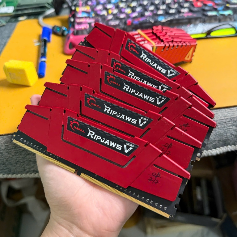 RAM PC  DDR4 8GB GSKILL BUSS 2400 Tản Nhiệt Nhôm - Hàng tháo máy bảo hành 3 năm