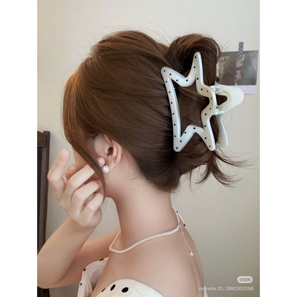 KẸP CÀNG CUA NGÔI SAO CHẤM BI - BUNNY STORE